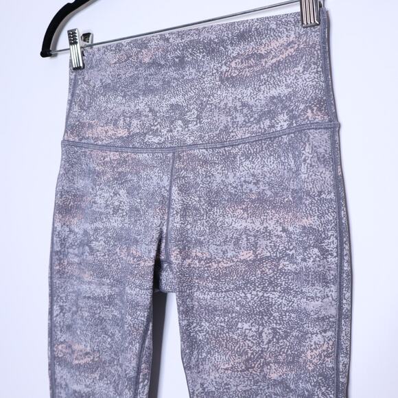 LULULEMON Wunder Under High-Rise Tight 28" Frozen Alpine White Multi Women's 6 - Picture 4 of 9